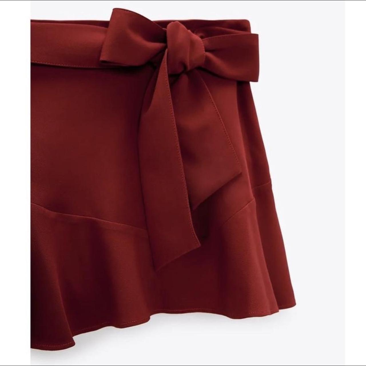 BURGUNDY ZARA SKIRT cute burgundy mini skirt from... Depop