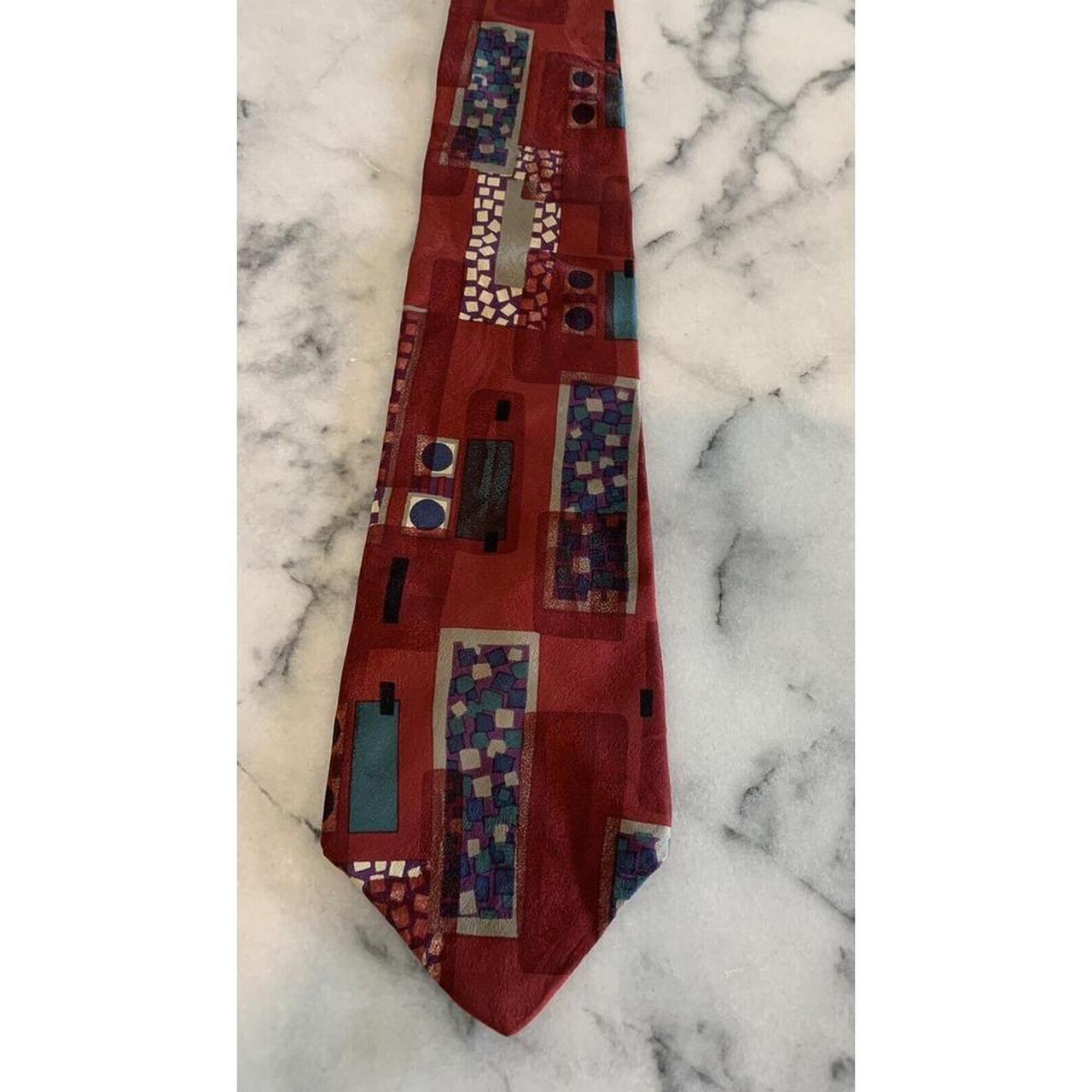 item listed by the_rotating_closet