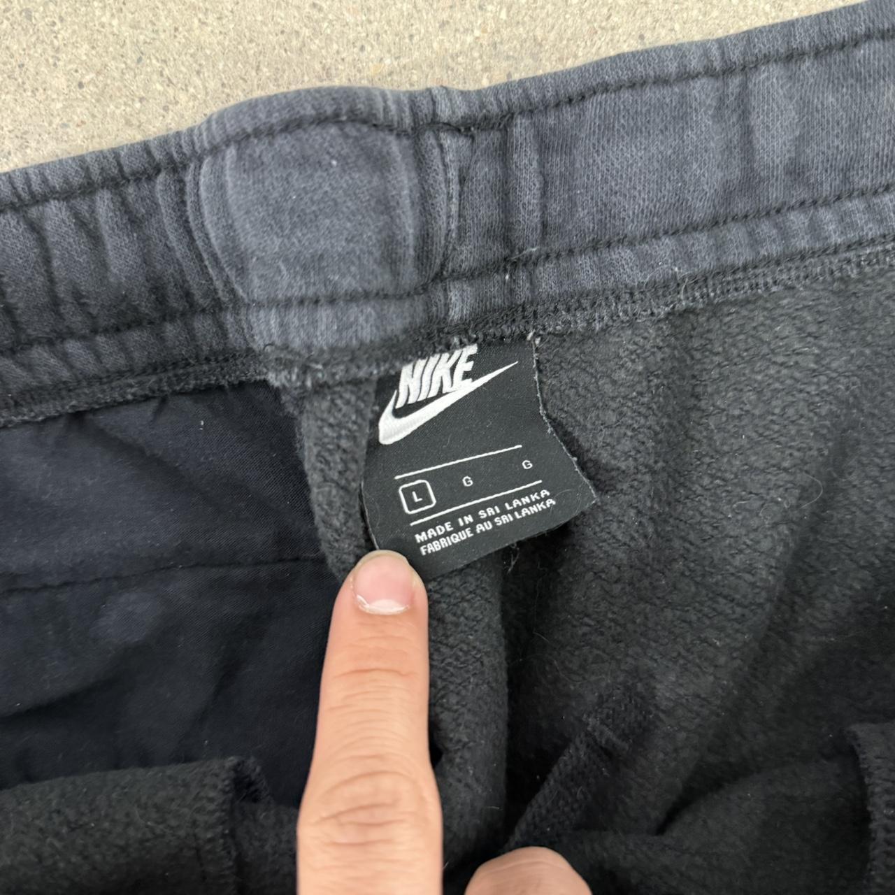 Nike Men's Sweatpants - Black - 30" – 90s Y2K Vin… - image 2