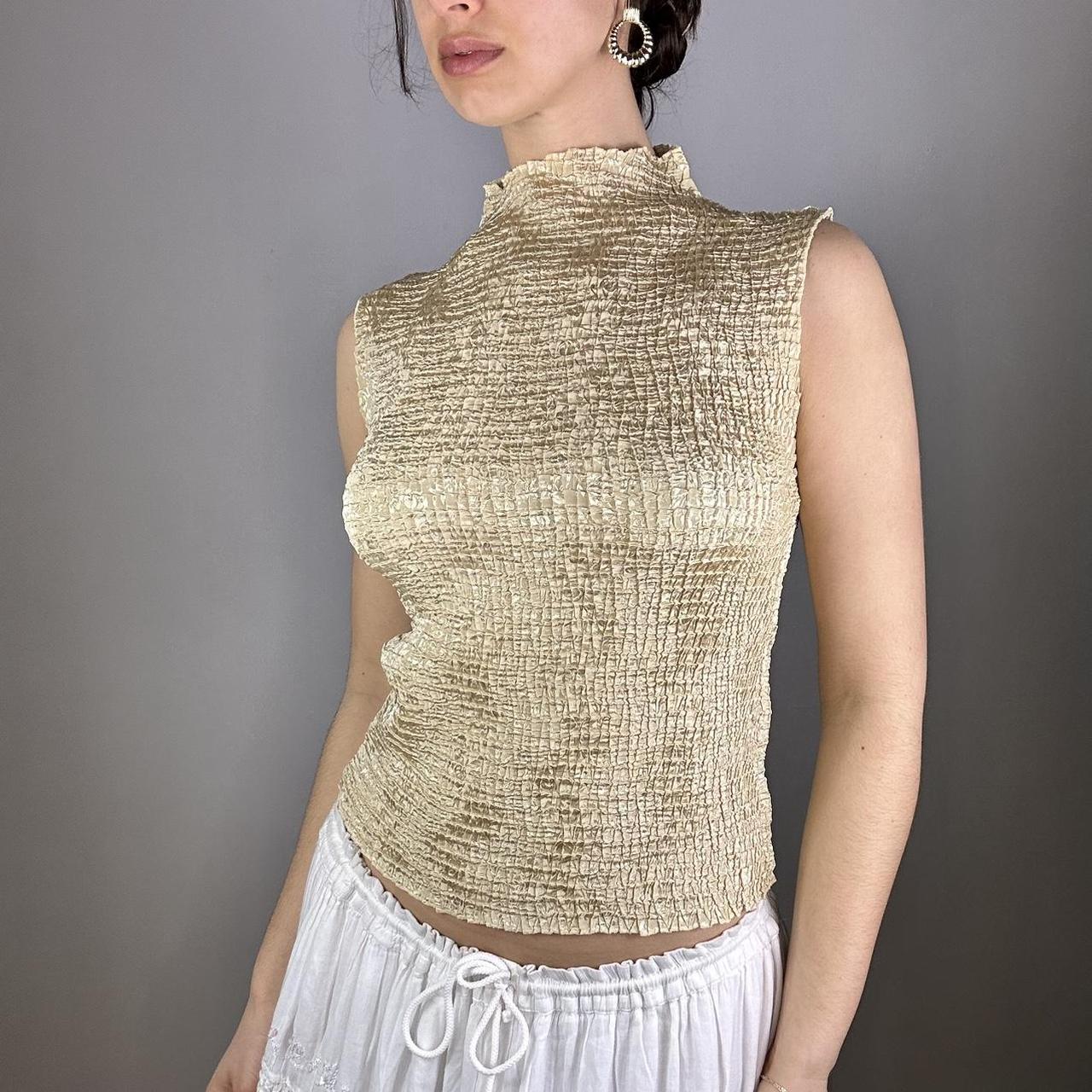 Women's Gold Top Depop