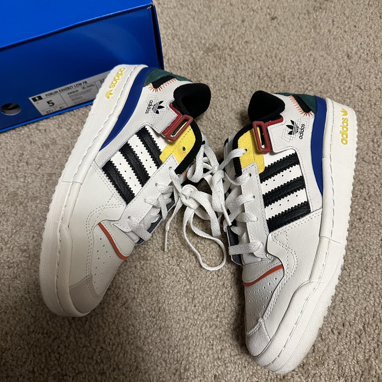 Adidas originals outlet size 6 womens