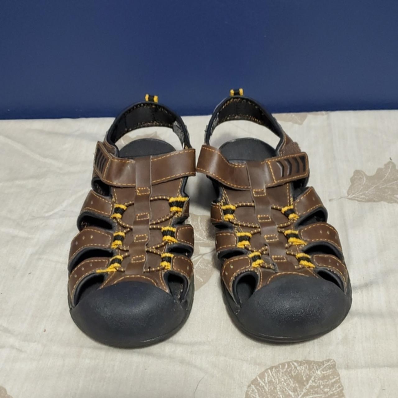 Faded Glory Mens Sandals Size 4 Brown Rubber Sole... - Depop
