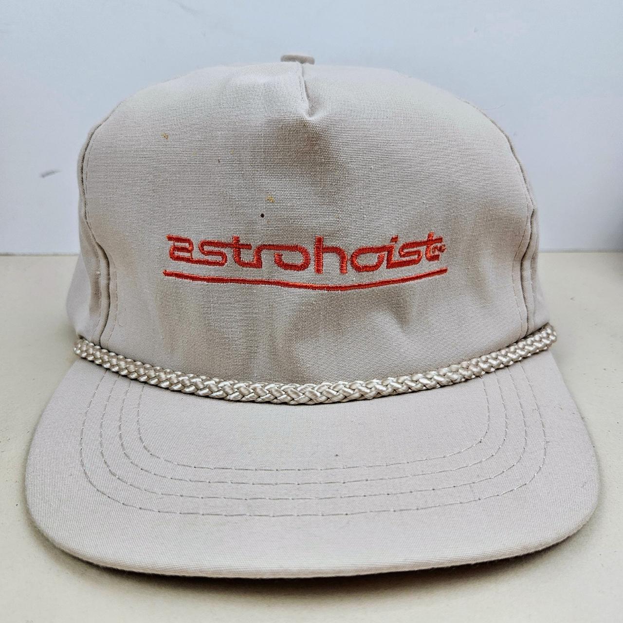 item listed by avantgardener1