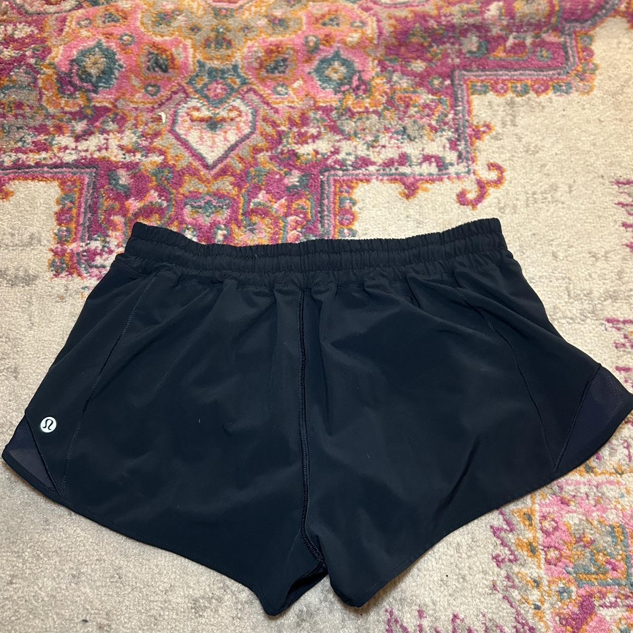 navy blue hotty hot lululemon shorts size 10 - Depop