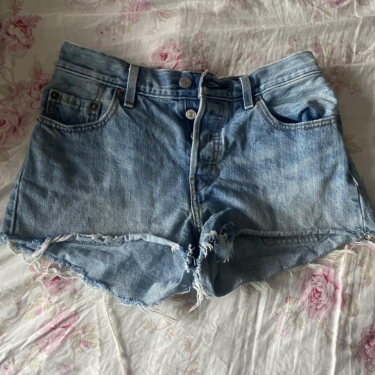 vintage levis wedgie jean shorts. they’re perfect... Depop