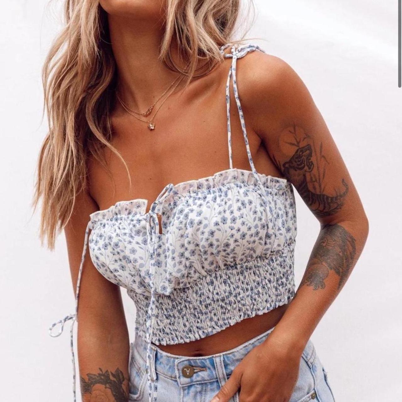 item listed by bellsclothingco