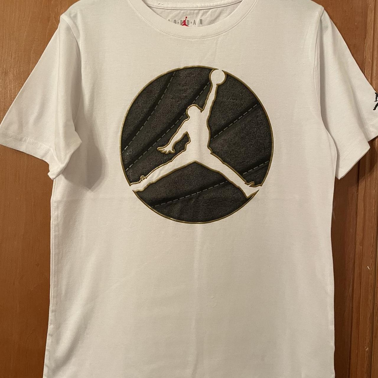 Nike Air Jordan T-Shirt, age 12-13. Excellent... - Depop