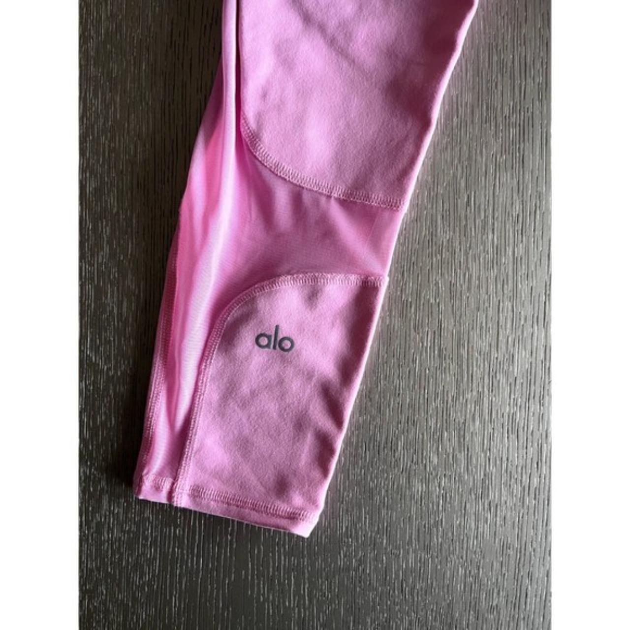 Alo Yoga Soft leggings 🩷cutest pink color Size XXS - Depop