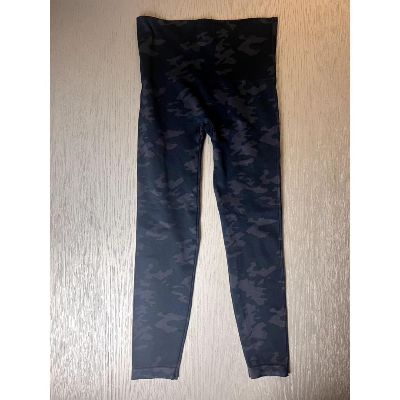 Spanx Women's Look at Me Now Leggings in Black Camo Size Small FL3515