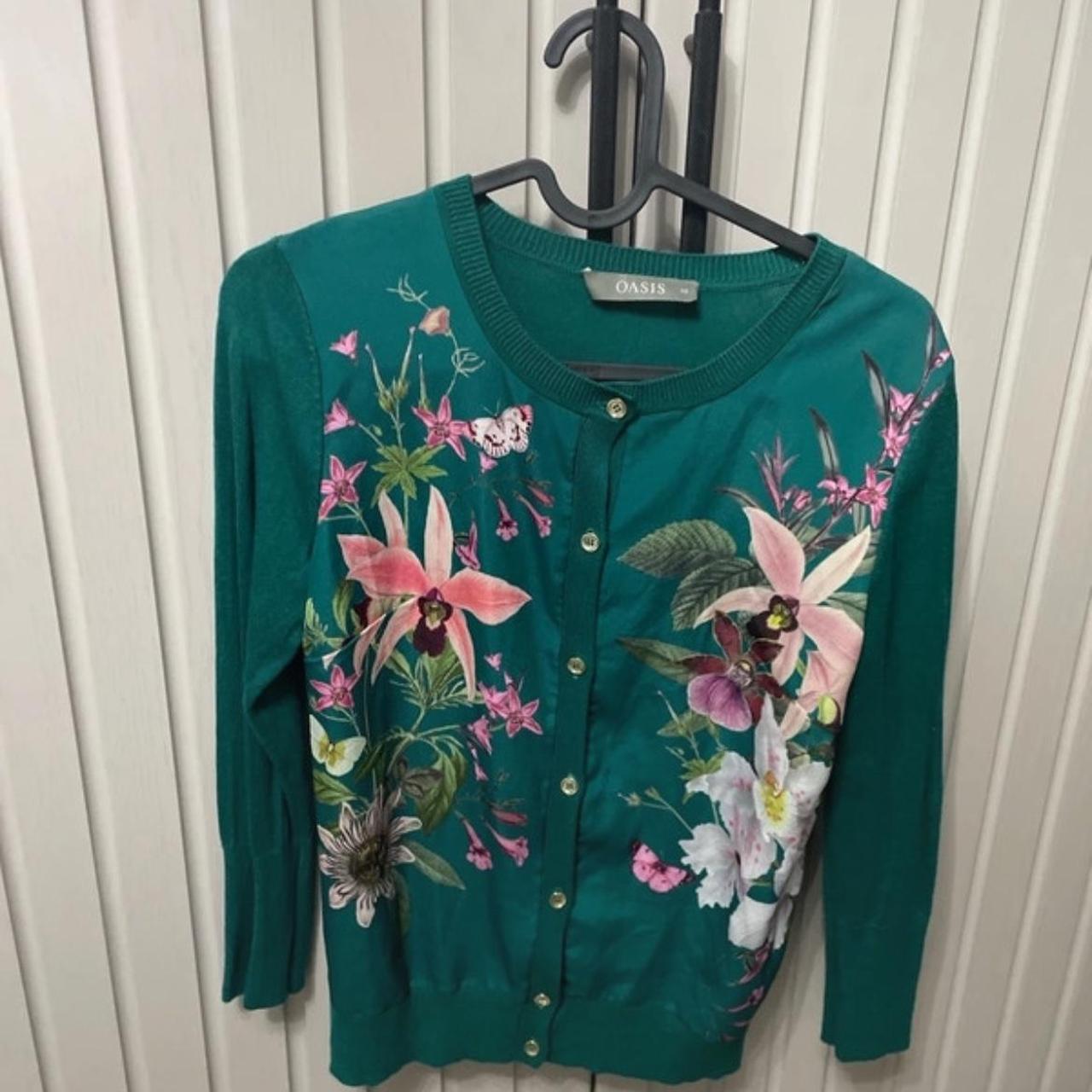 Green Cardigan only worn twice true to size open Depop