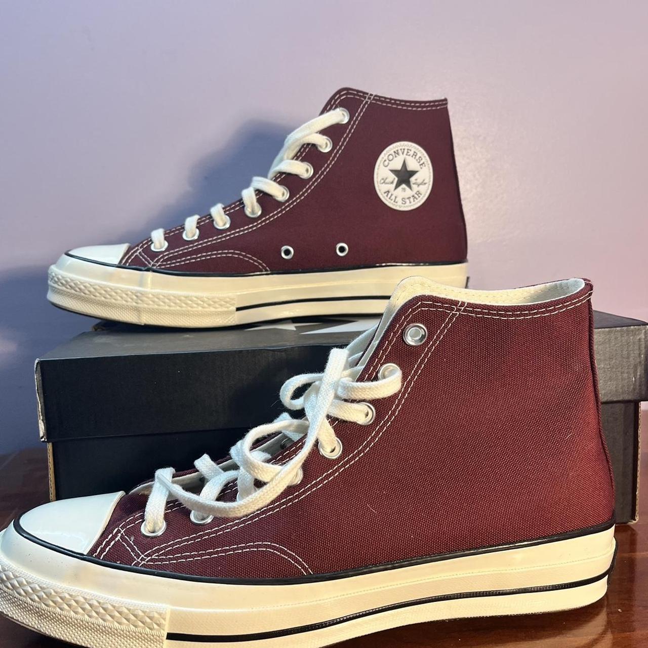 Converse Men's Burgundy and Red Trainers | Depop
