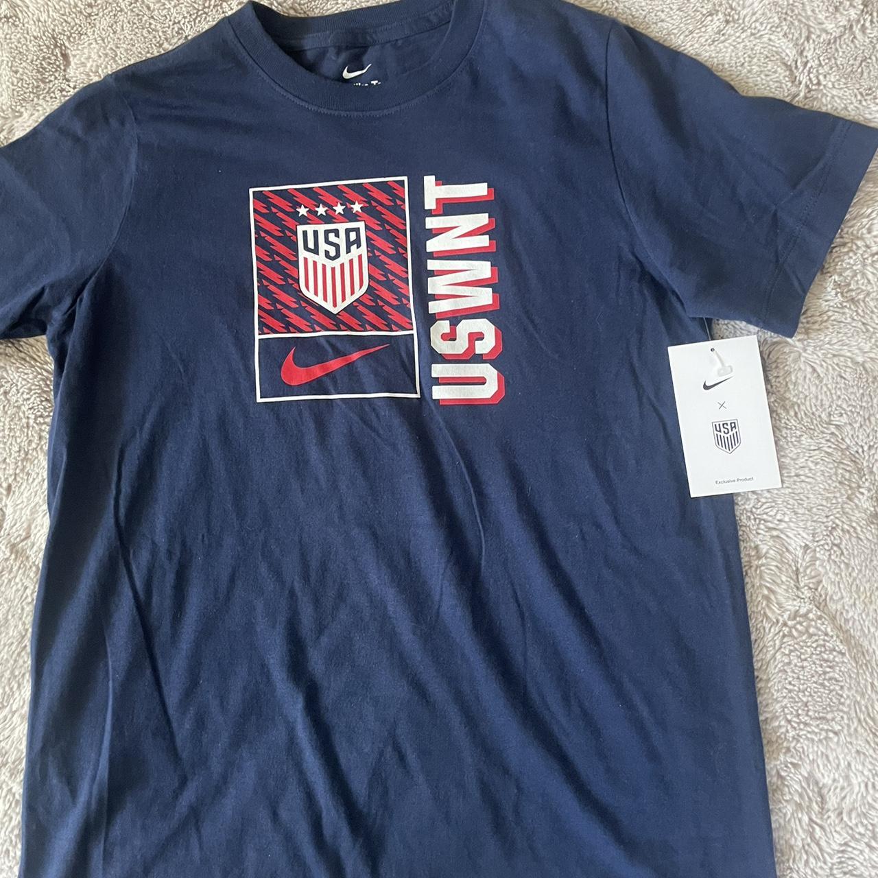 shapovalov nike shirt