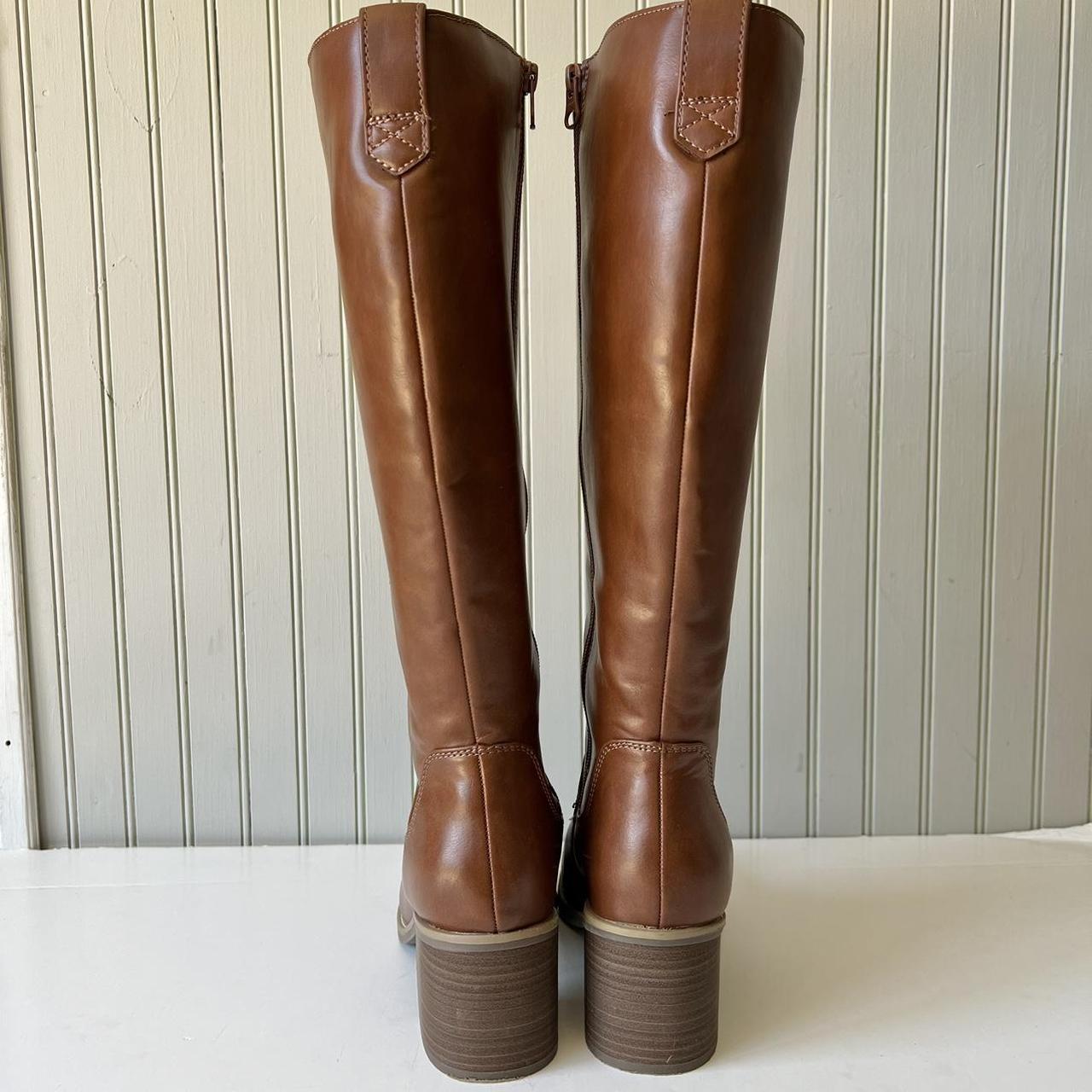 Universal Thread Women's Brown Boots (3)