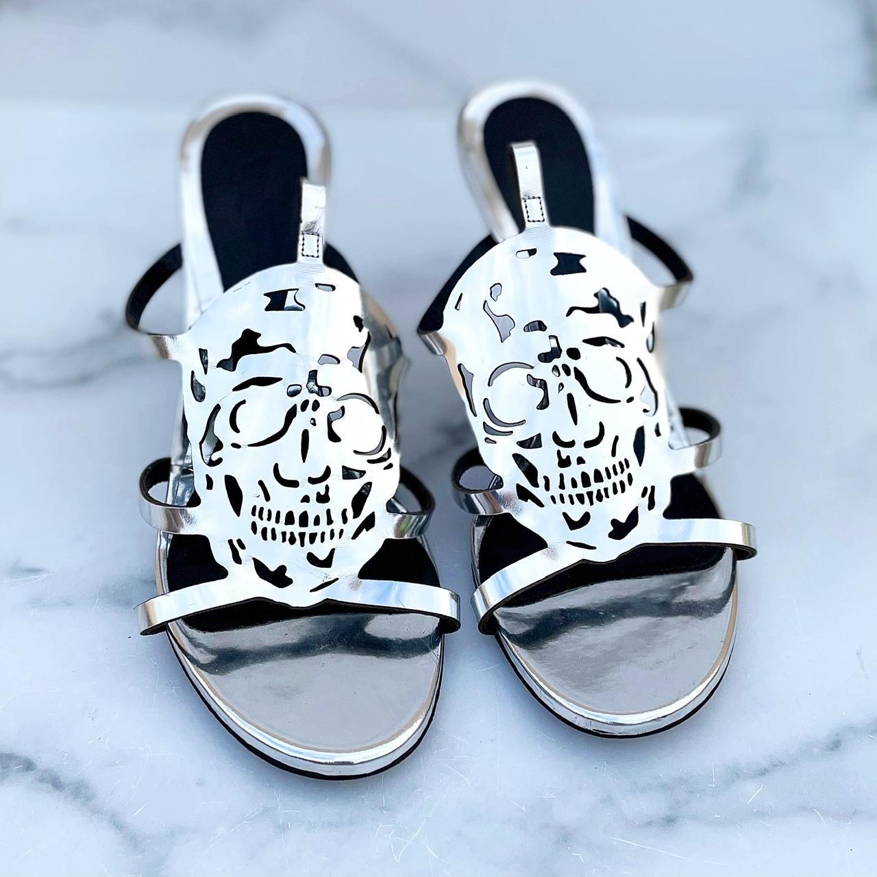 Alexander mcqueen best sale skull sandals