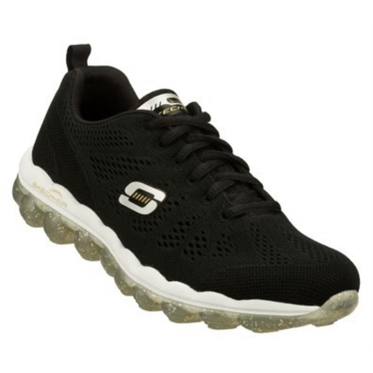 Skechers black outlet 7.5