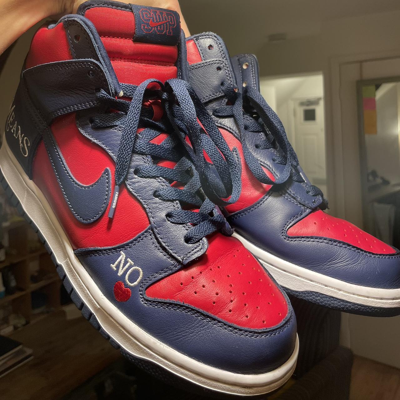 Supreme × Nike SBDunkHigh Red/Navy-White The Supreme x Nike Dunk