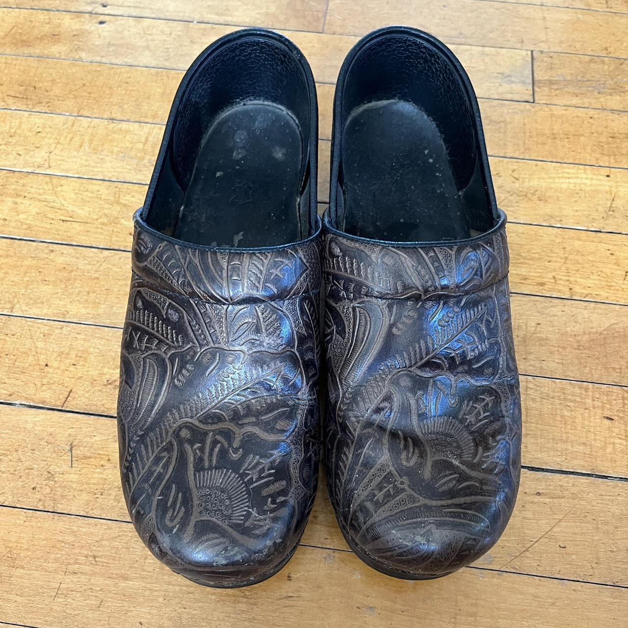 discount dansko clogs
