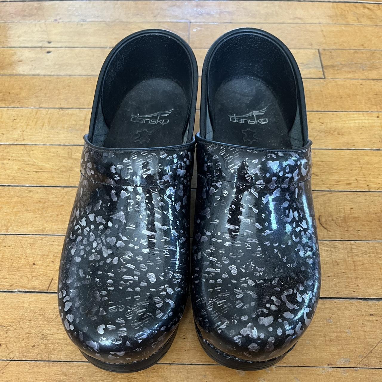discount dansko clogs