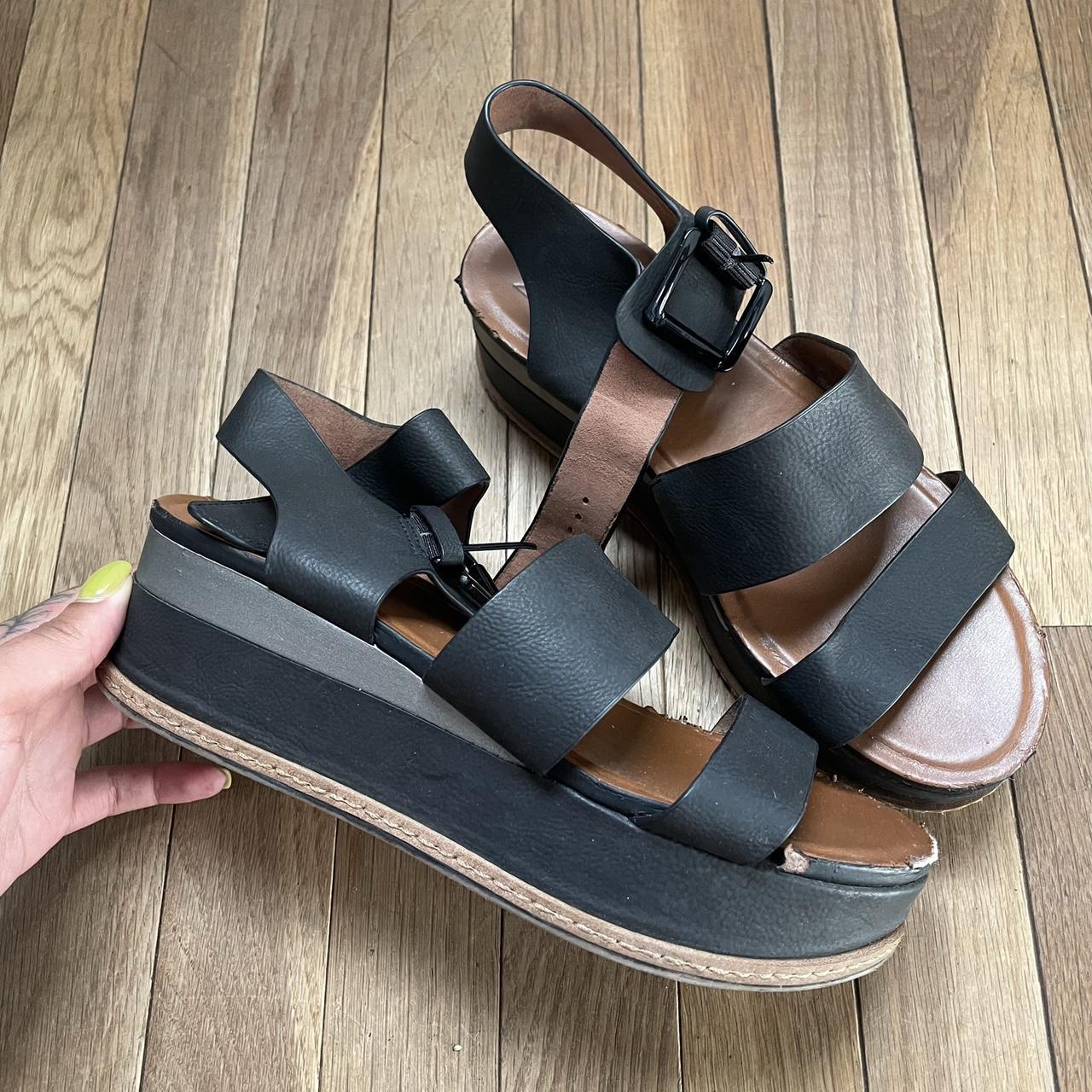 Naturalizer billie 2024 strappy sandal