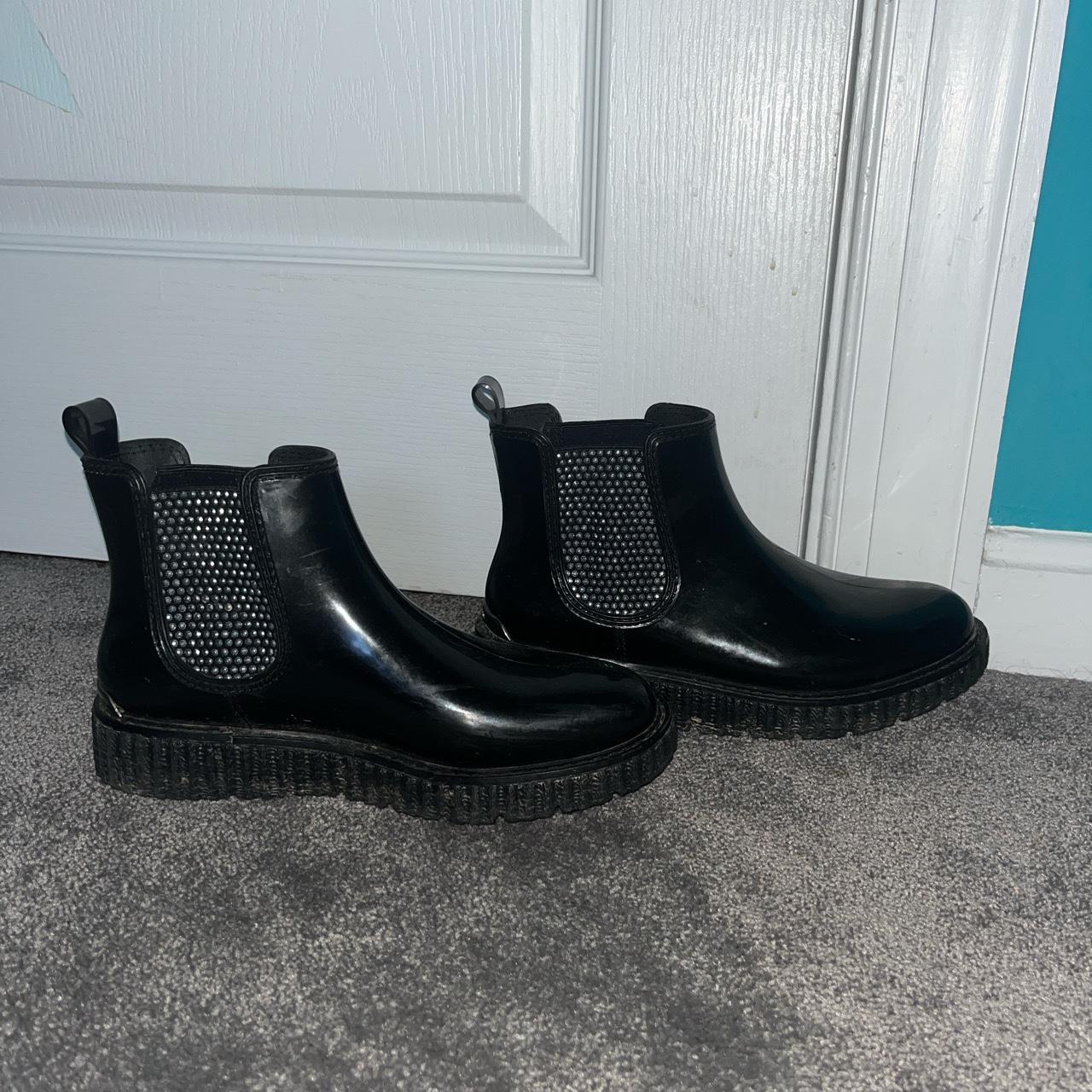 Michael kors store water boots