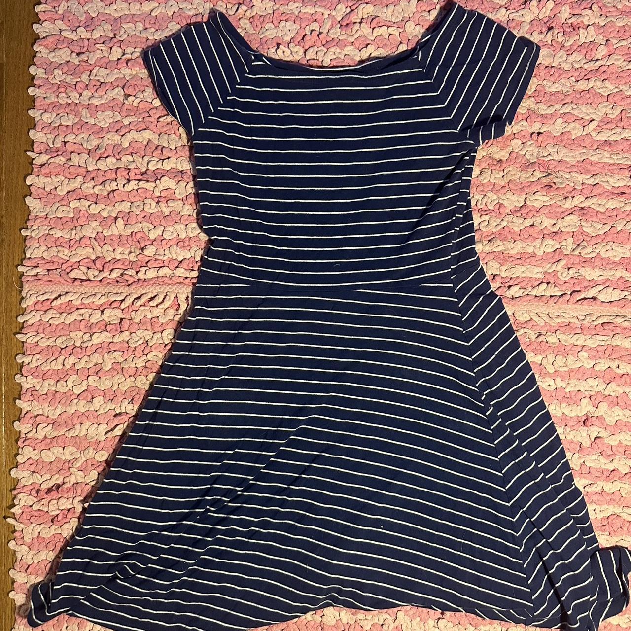 item listed by hayz_curated
