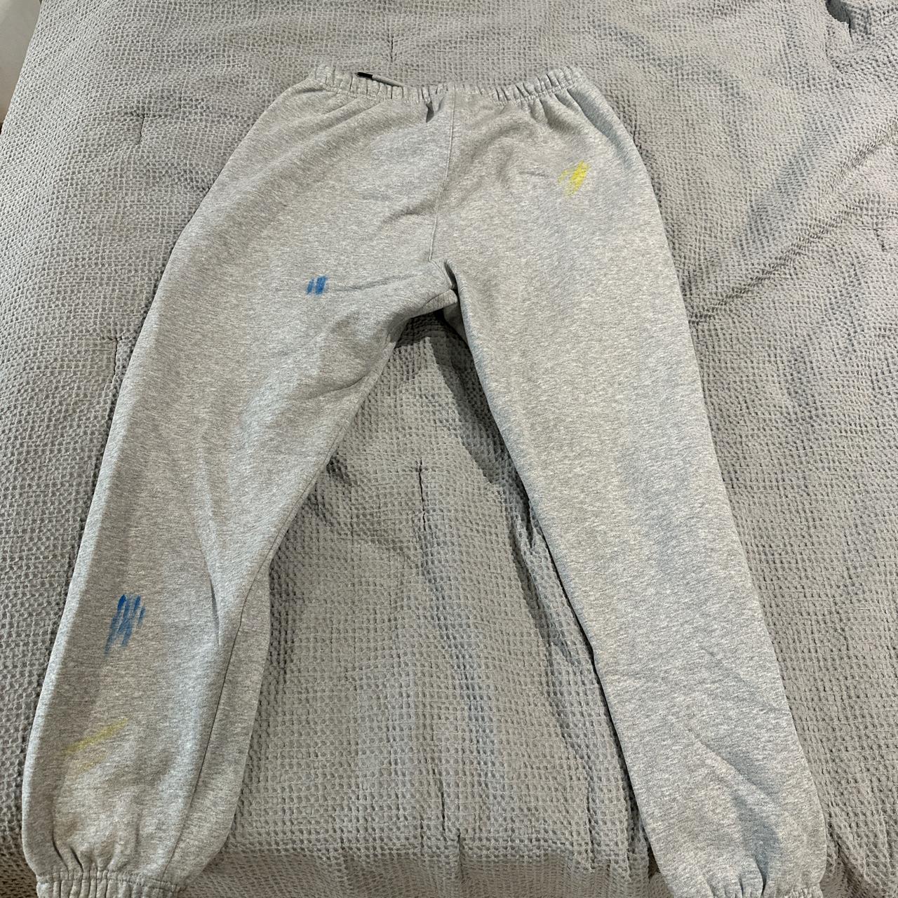 Gallery Dept. Gray French Text Sweatpants with... - Depop