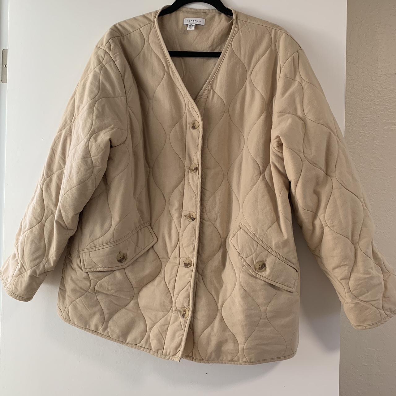 Cozy quilted jacket in cream color by Top Shop. Has... - Depop
