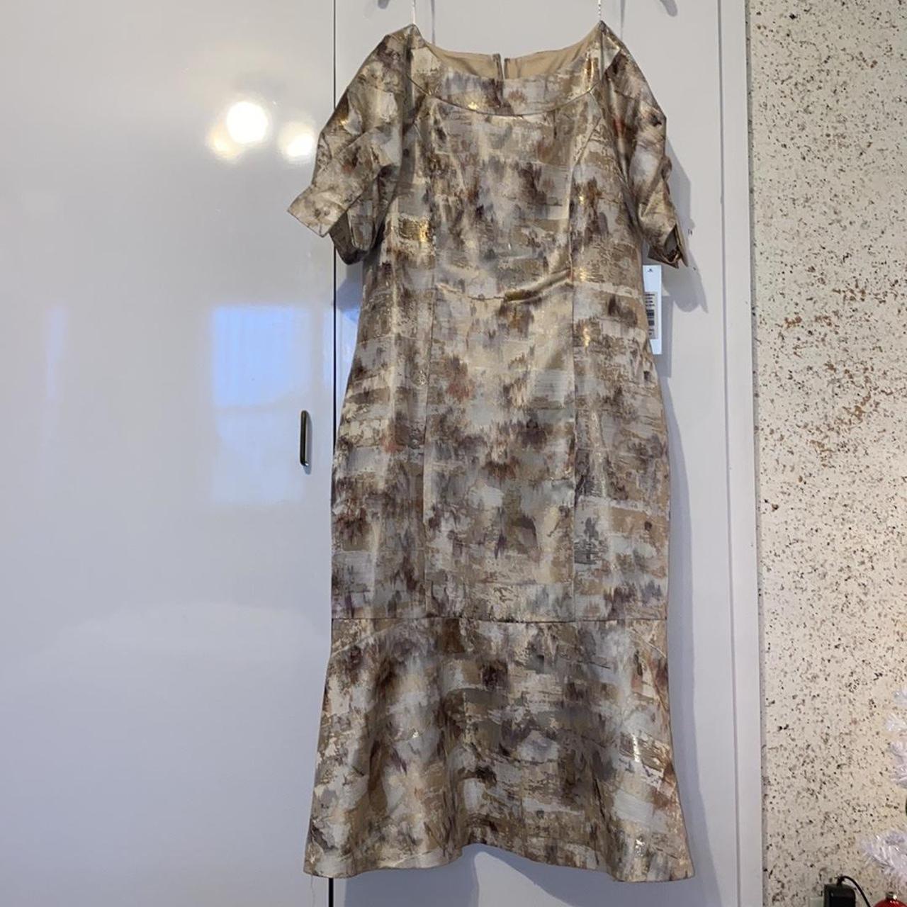 Kay Unger Women's Brown and Gold Dress | Depop