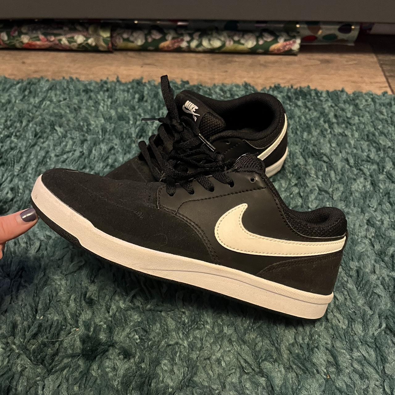 mens nike sb trainers size 9