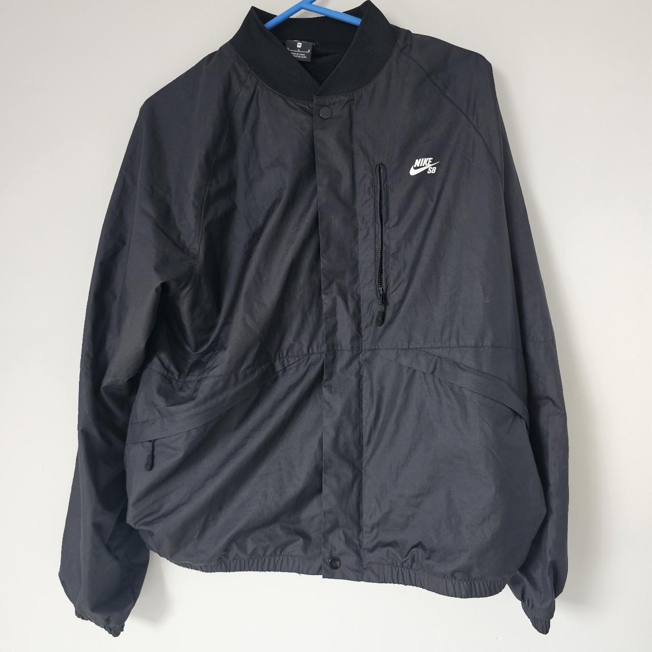 nike sb black bomber jacket