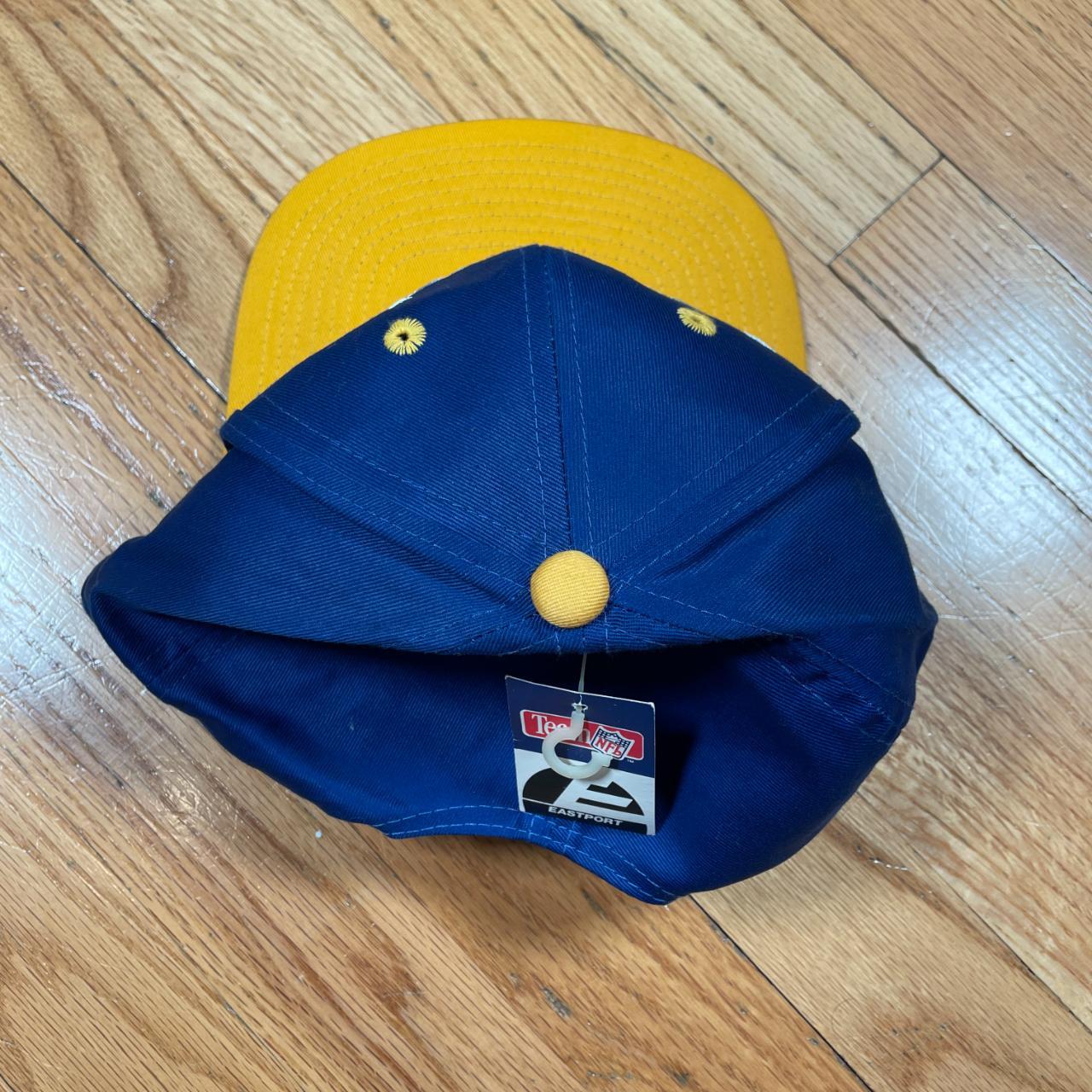 LA Rams old school Mitchell & Ness SnapBack hat. - Depop