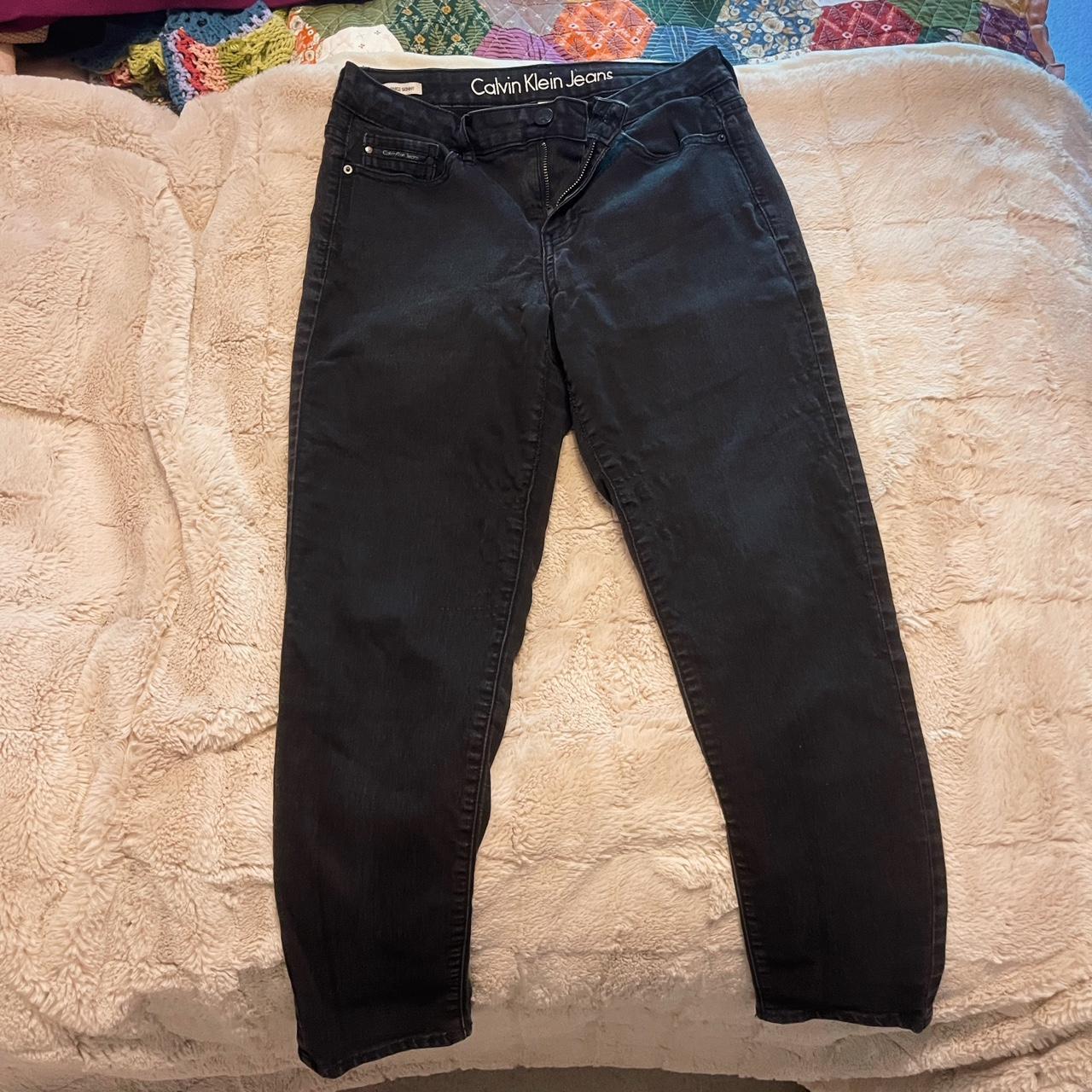 BLACK SHORT JEGGINGS although they say jeans, the... - Depop