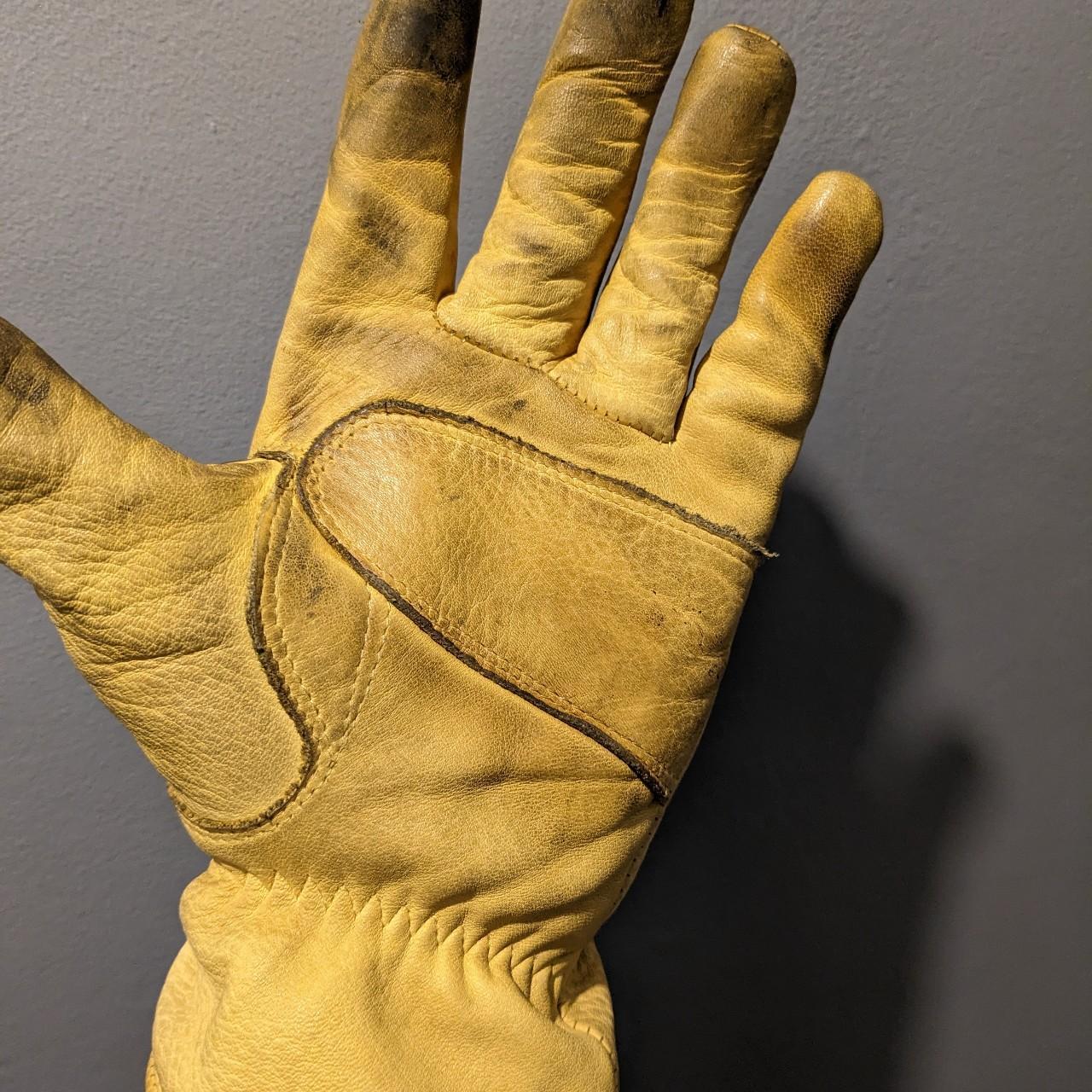 P&CO Godspeed yellow leather gloves. Size small... Depop