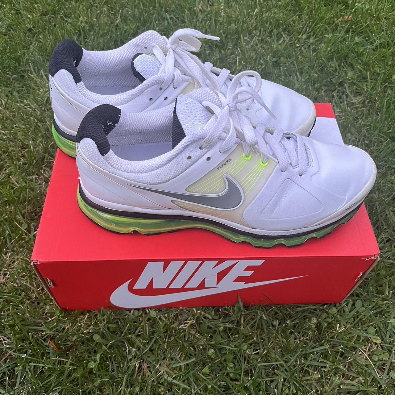 volt green nike