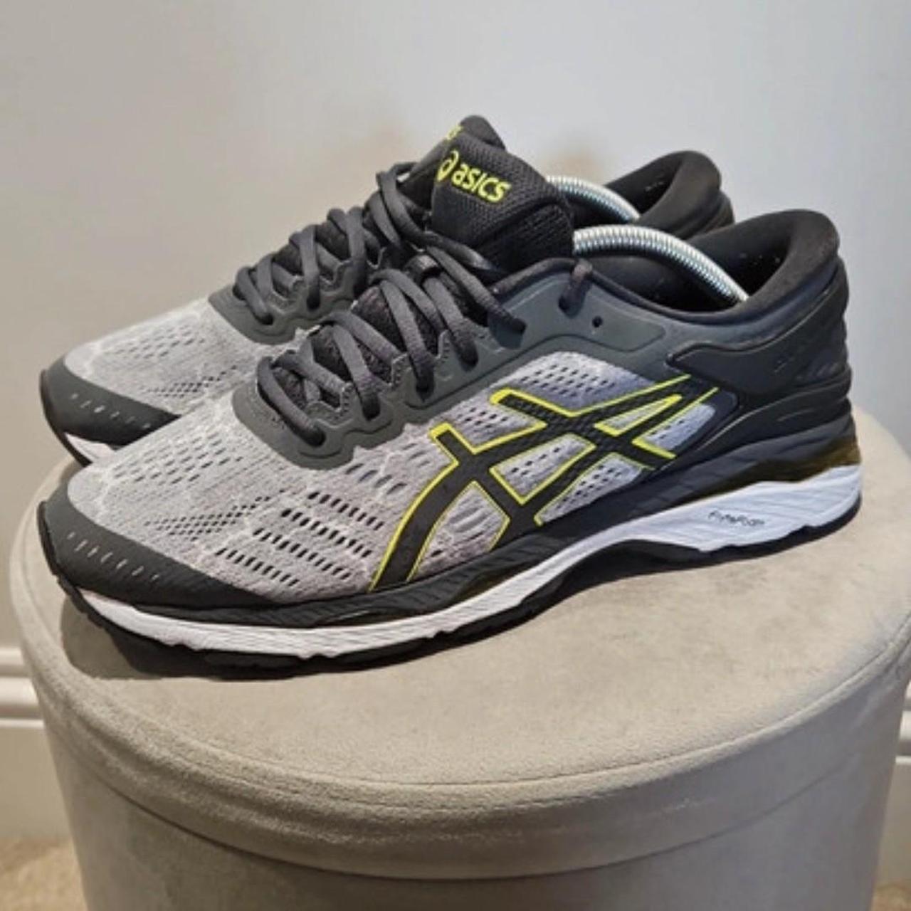 mens grey asics trainers