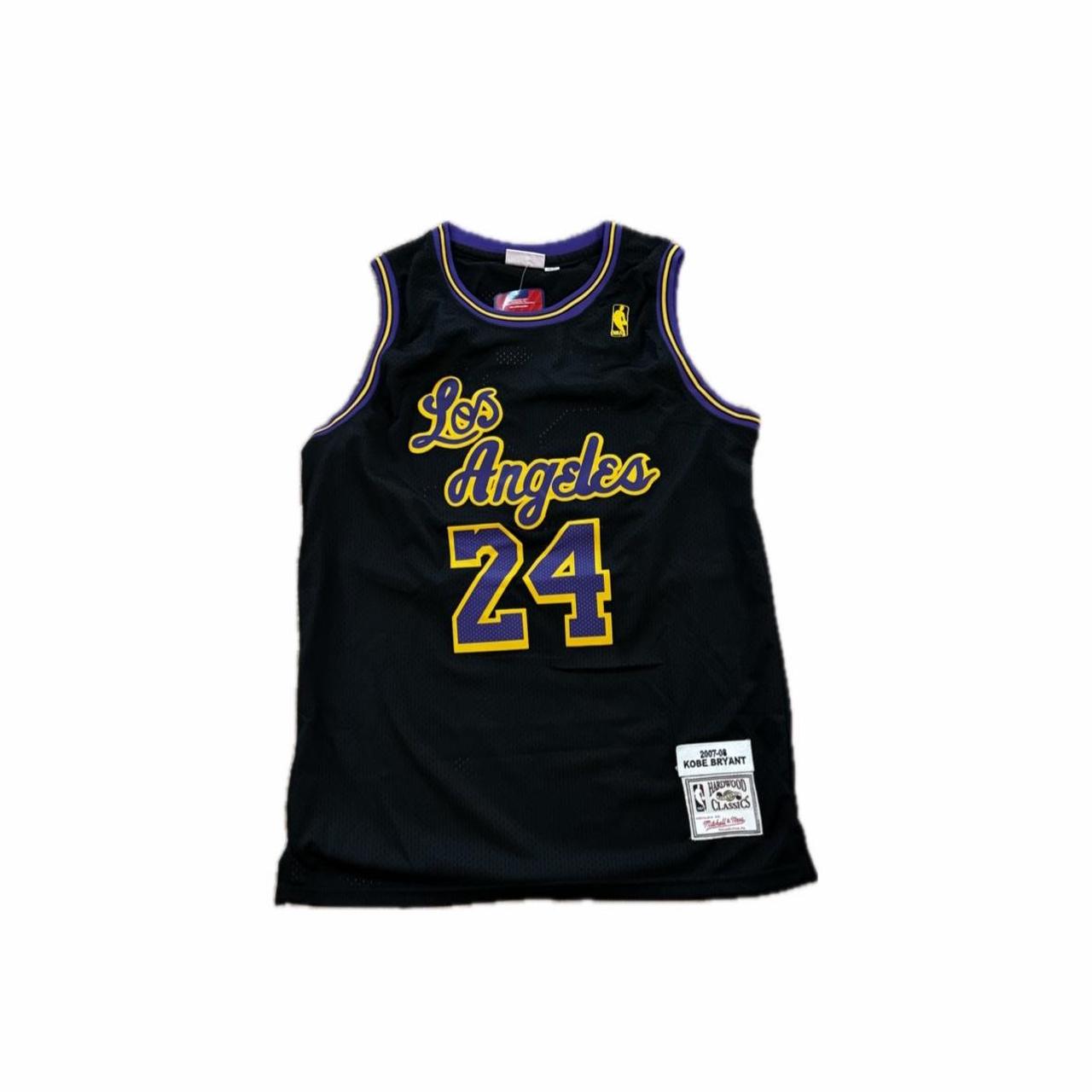 Jersey purchases KOBE BRYANT NWT