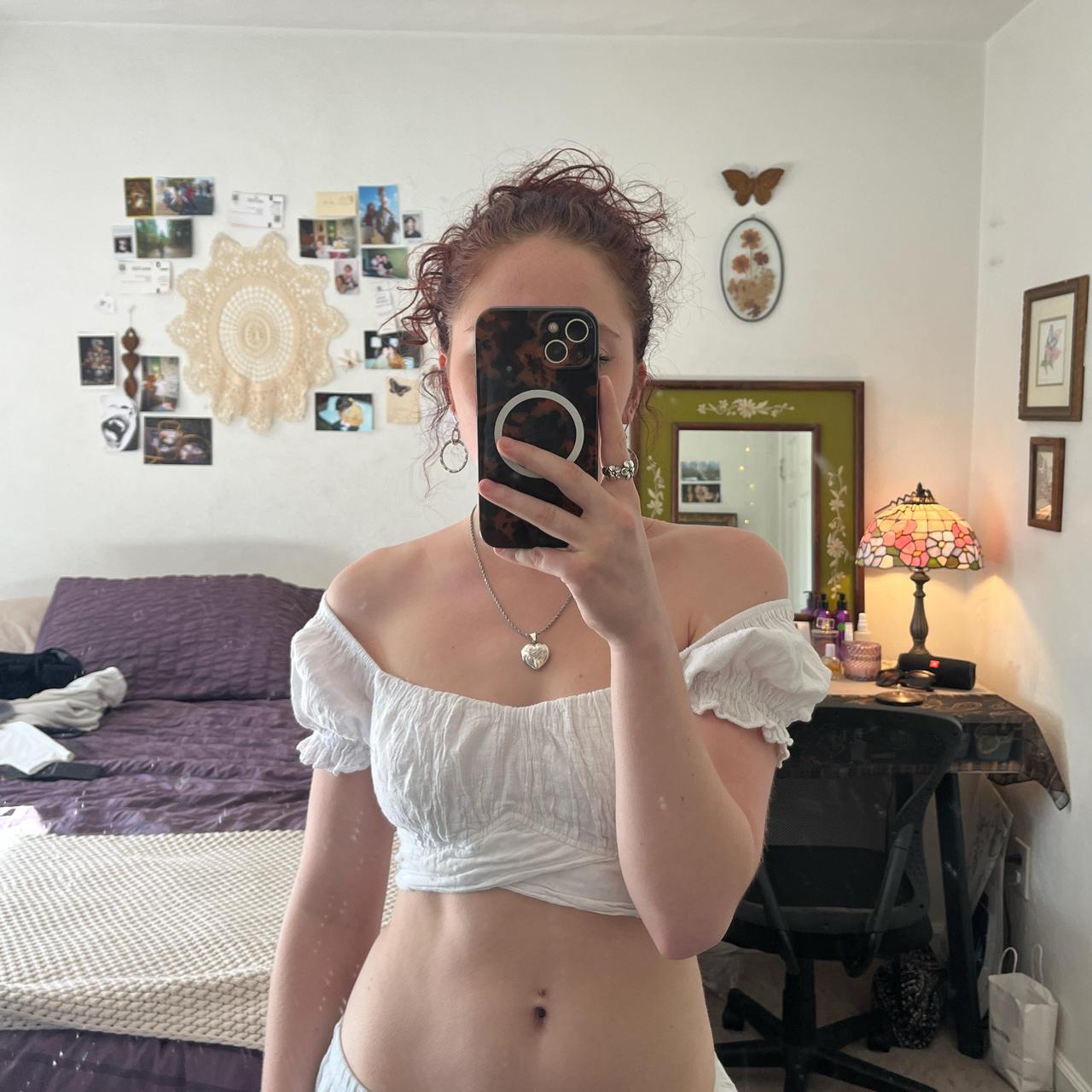 item listed by aprilscloset27