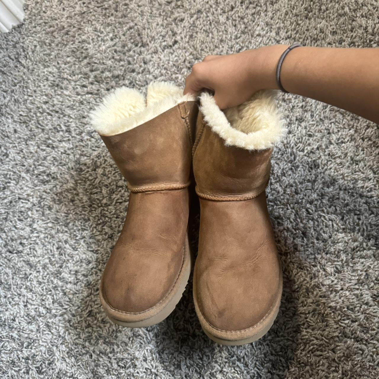 damaged Bailey Bow Uggs Worn many times damaged... Depop
