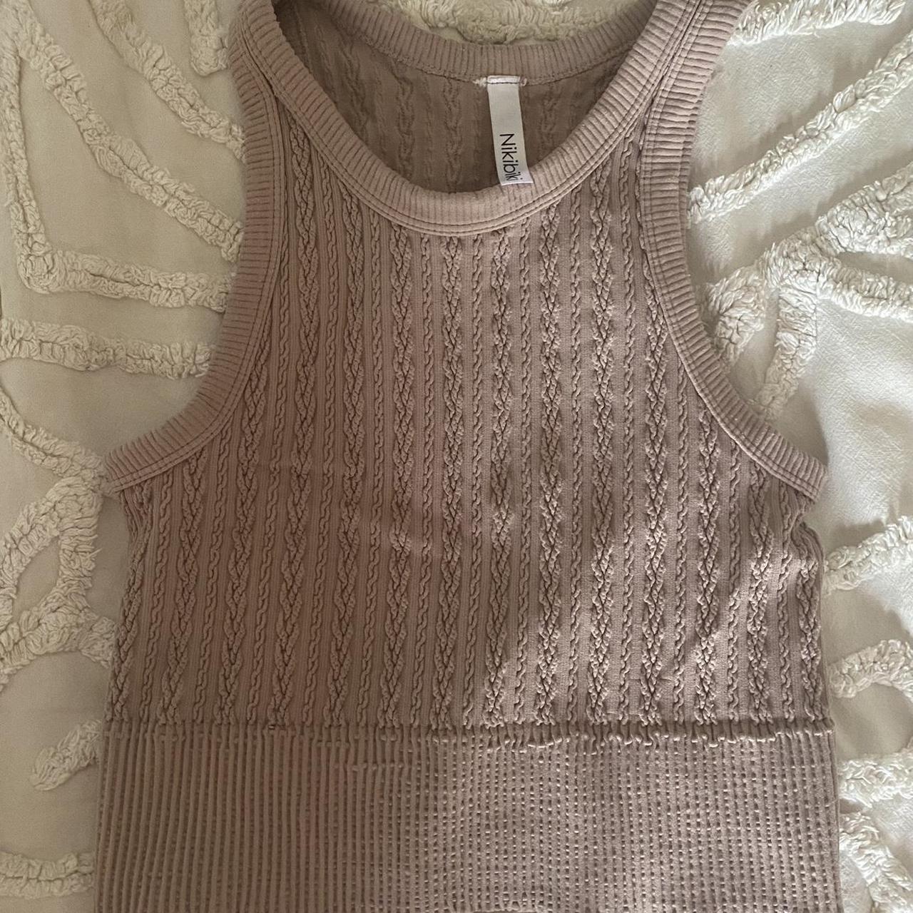 item listed by bellasclosetx