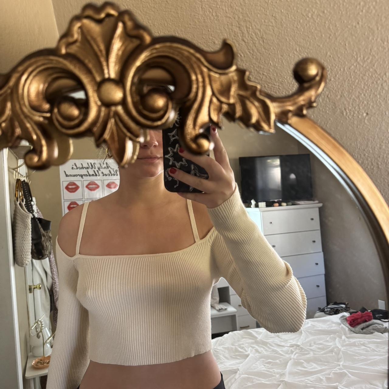 item listed by bellasclosetx