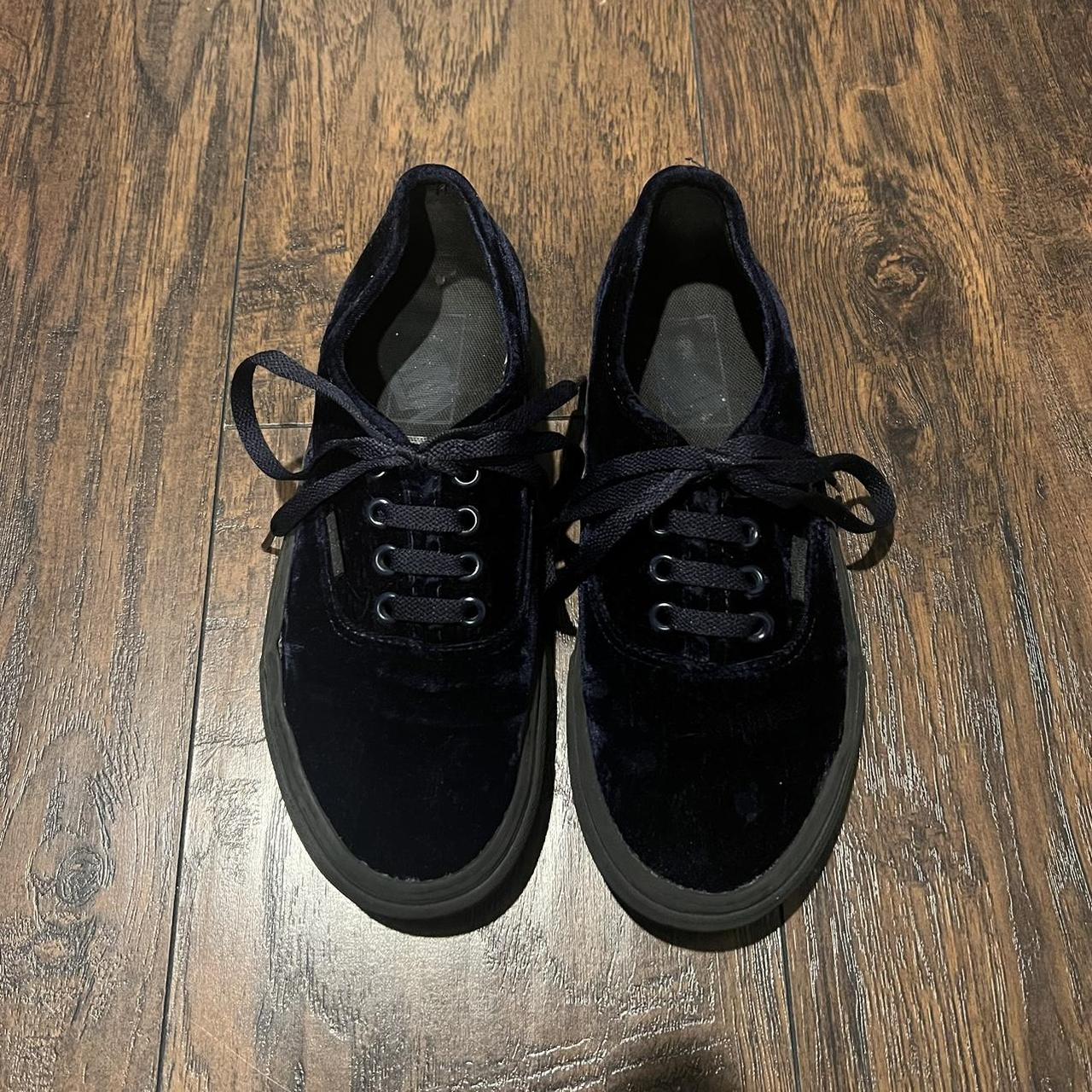 Velvet Sneaker Velvet Vans Urban Outfitters Dark/Royal Blue Velvet