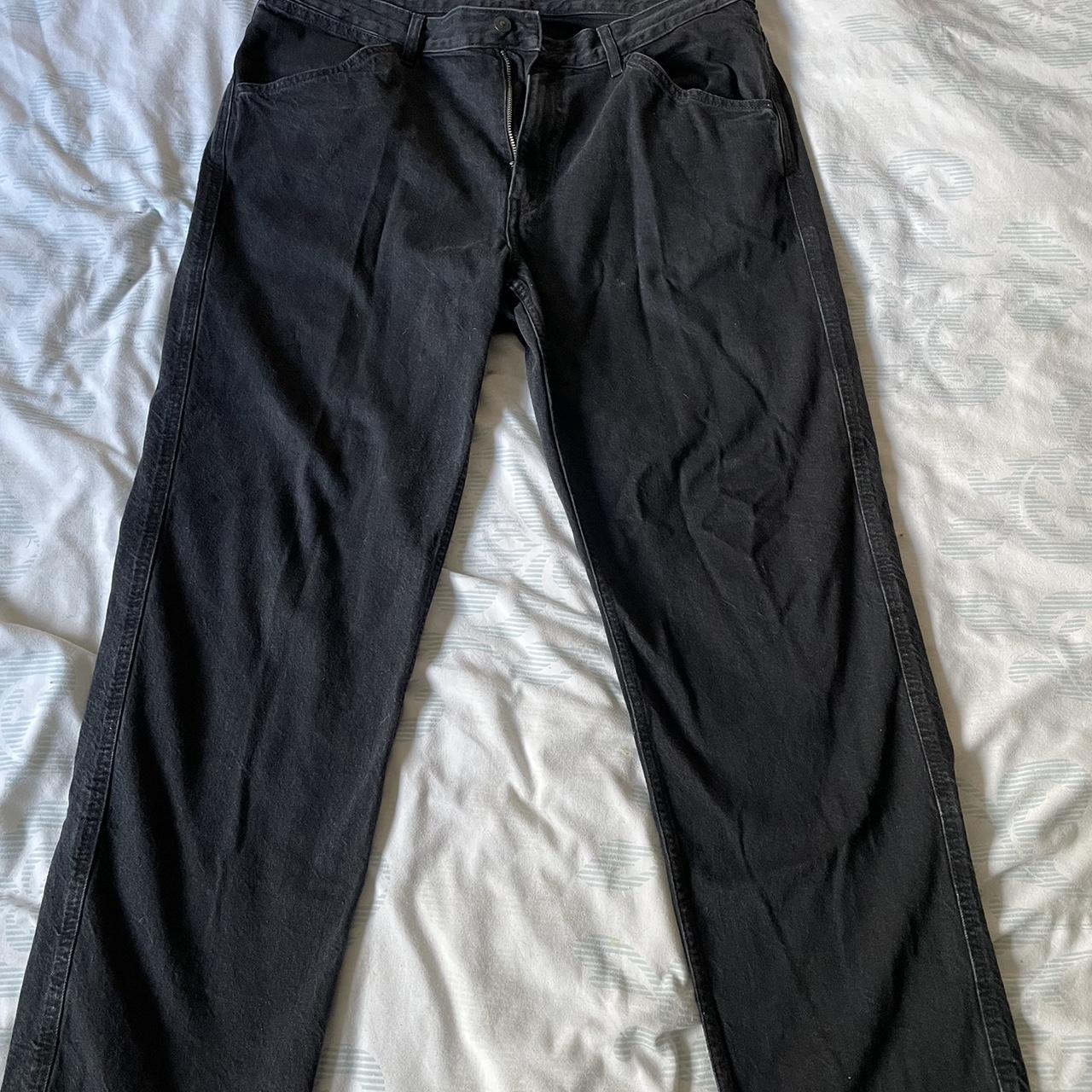 Black straight leg uniqlo jeans W35 #jeans... - Depop