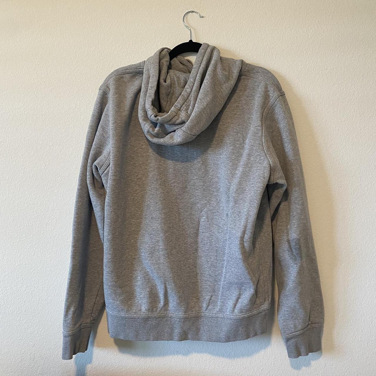 mens grey nike sweatshirt