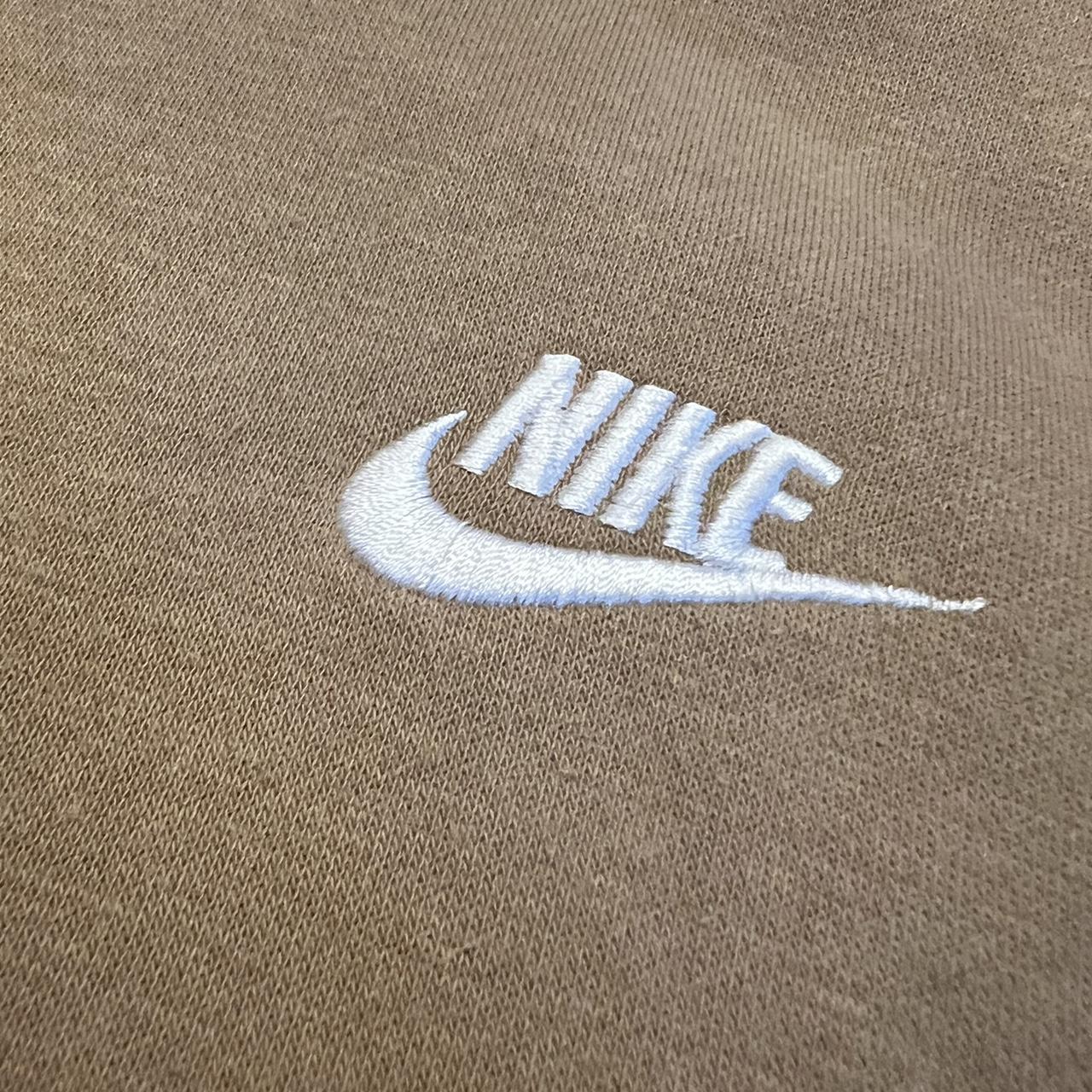 tawny nike sweatshirt