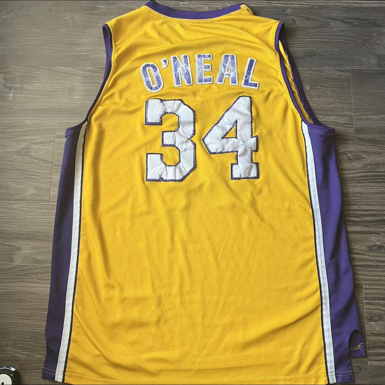 Vintage Nike Team Shaquille O'Neal LA Lakers White - Depop