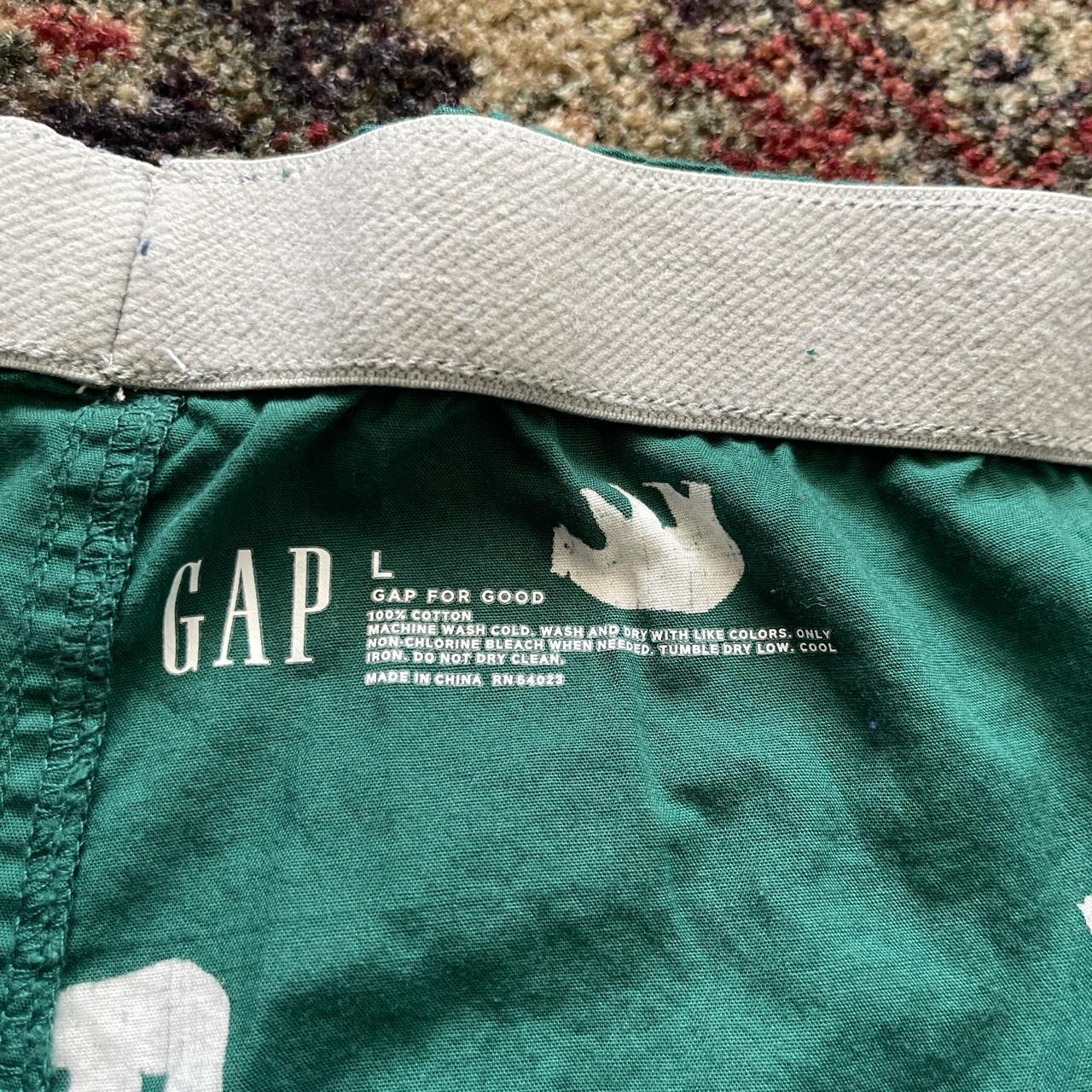 Gap Men's Green and White Pajamas Depop