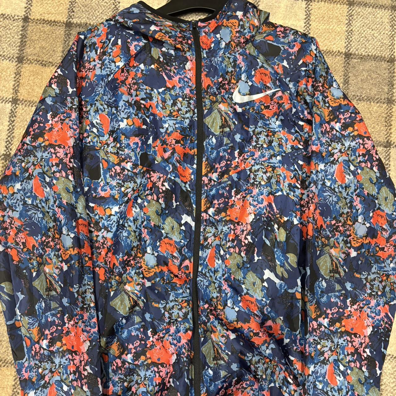 Nike multicolor Windrunner Windbreaker size buy medium