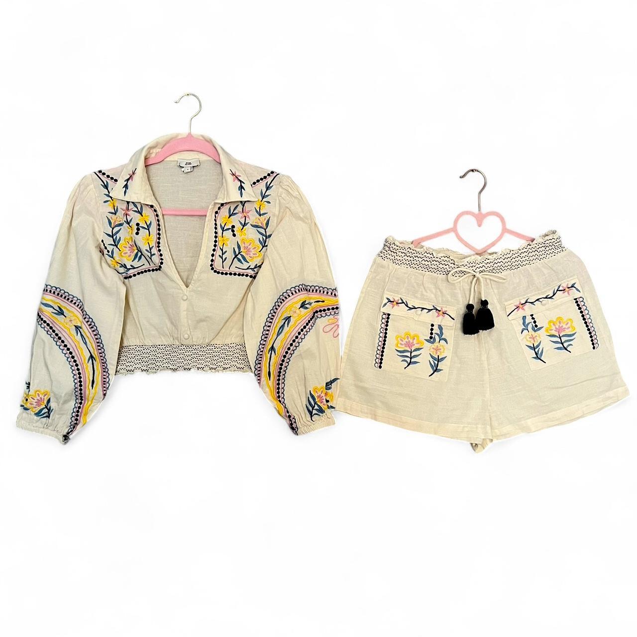 item listed by evocative_dressing