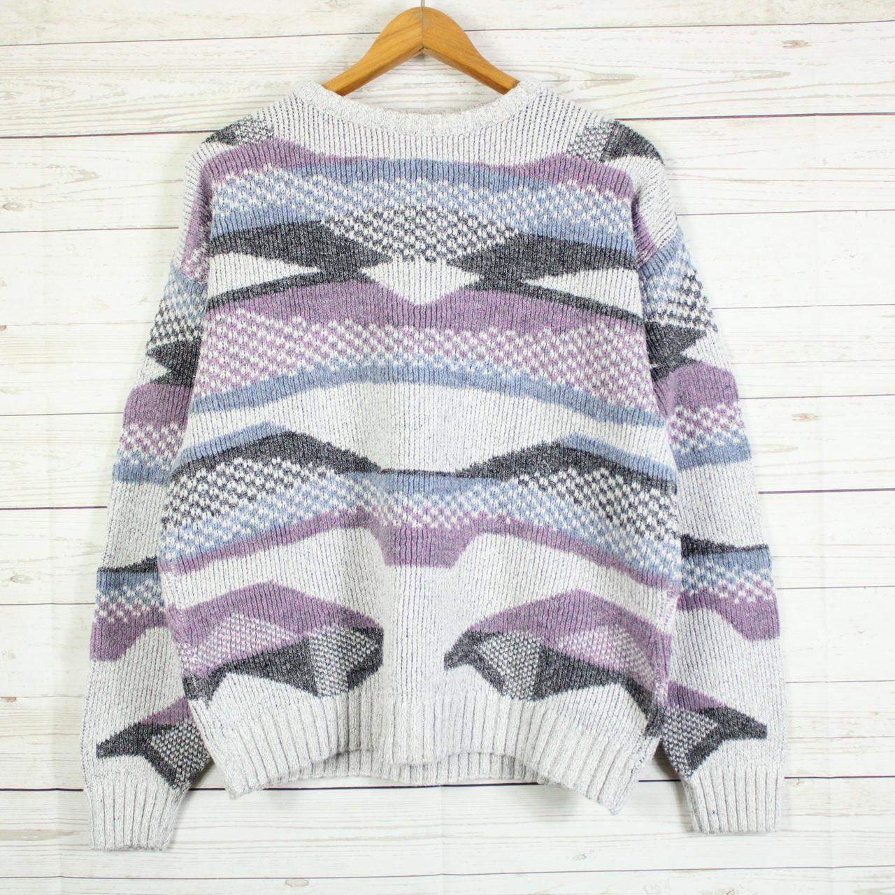 Vintage Pattern Knit Sweater 90s Size small (22x25)... - Depop