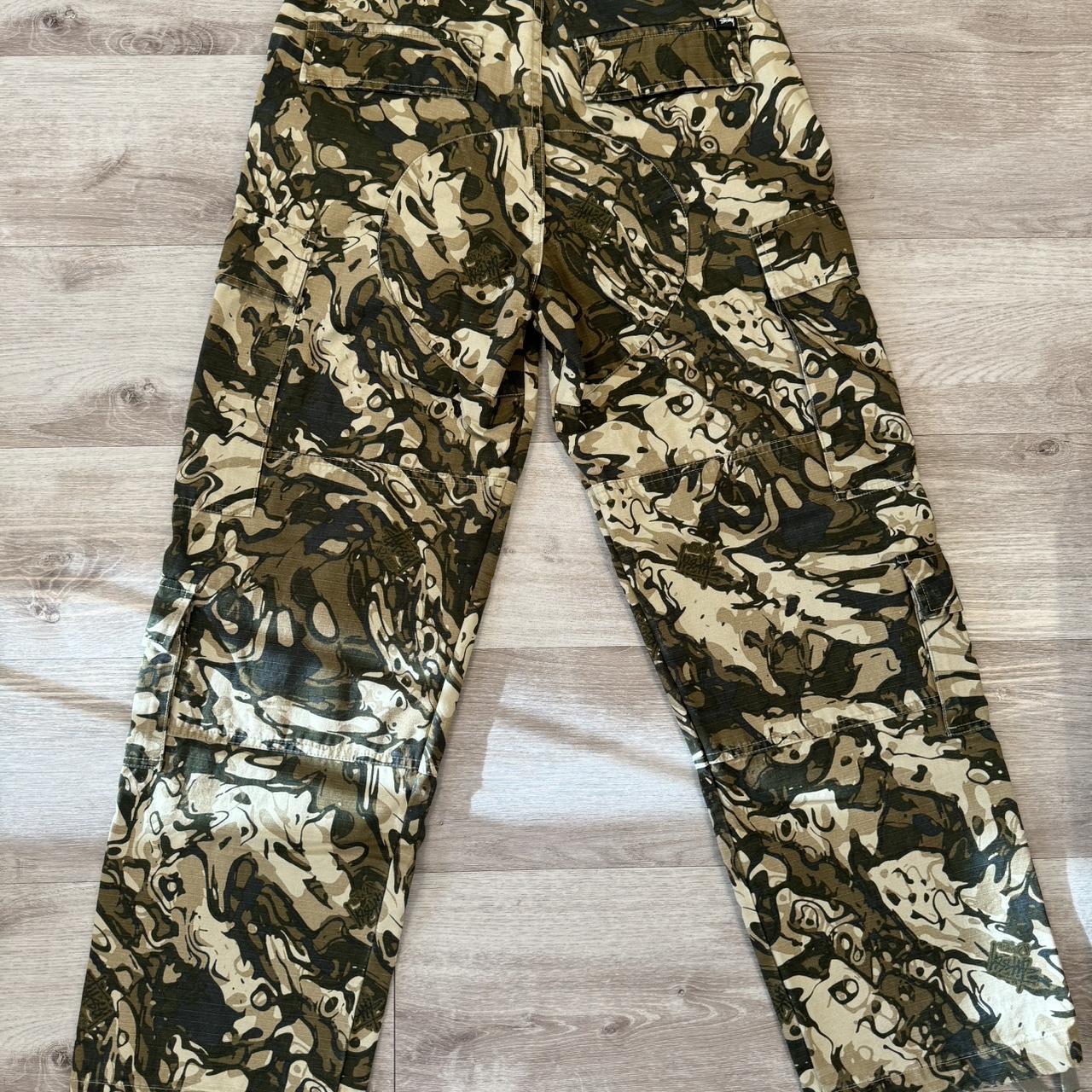 Stussy nyco over trousers VEIL CAMO パラシュートパンツ